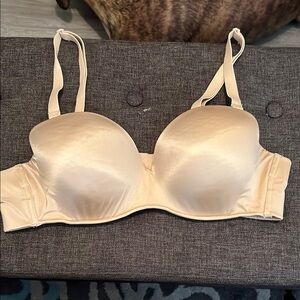 Elegant Beige Women's Bra strapless